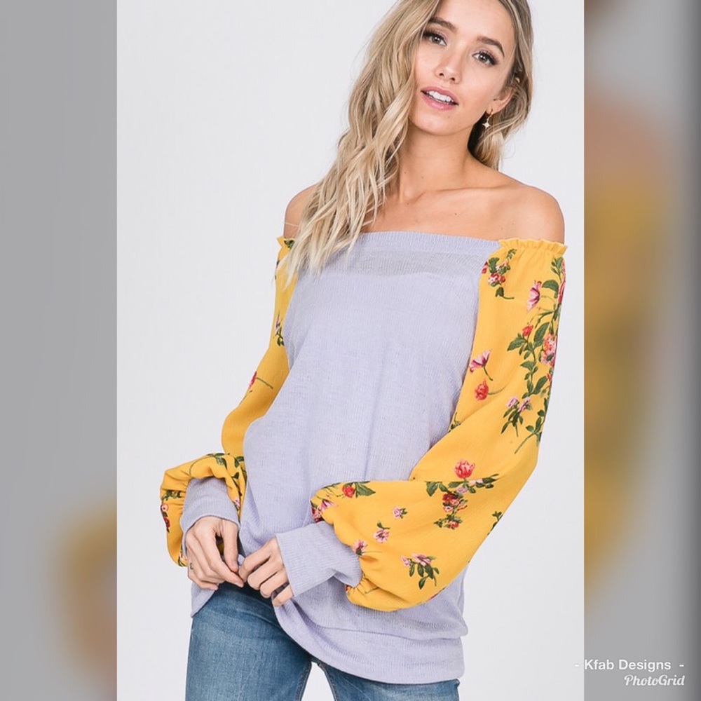 LAST 1! Floral Contrast Lavender On/Off Shoulder Top! - Picture 3 of 5